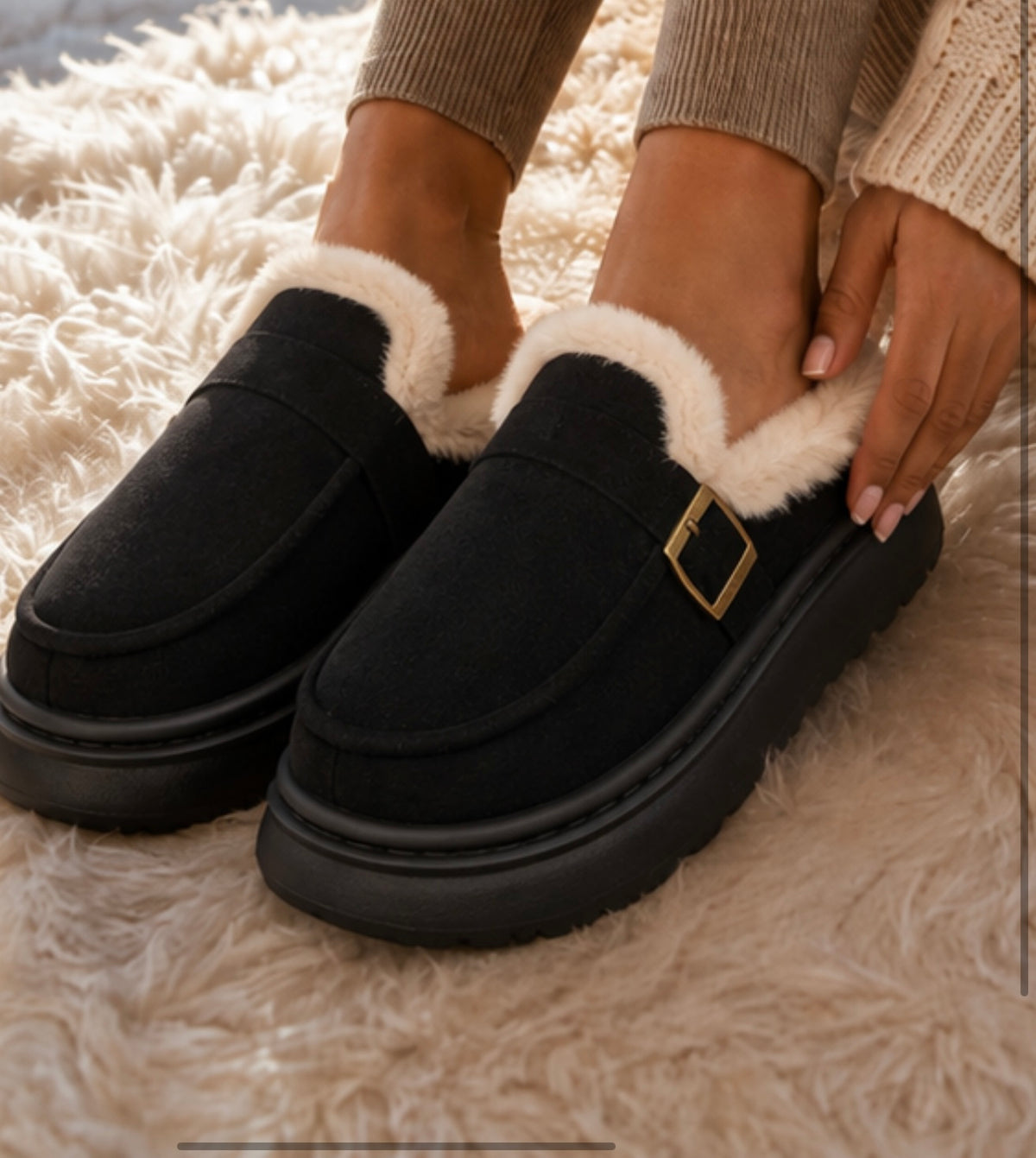 Luxe Uggs Slippers
