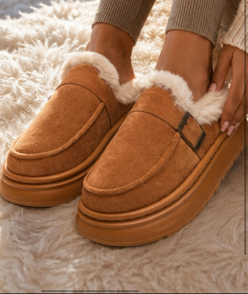 Luxe Uggs Slippers